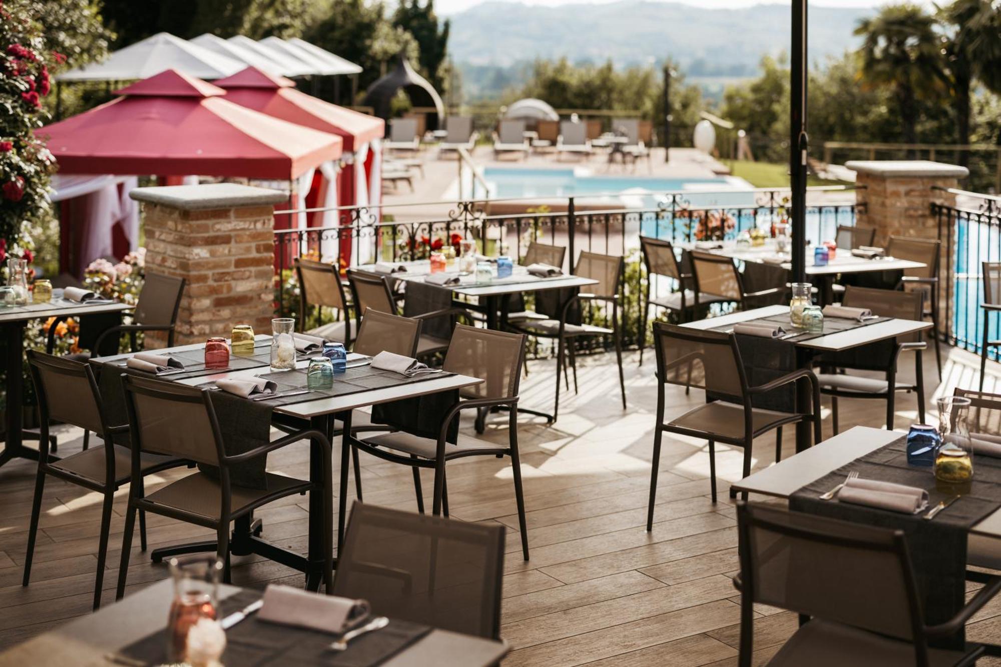 Relais Almaranto Hotell Calamandrana Exteriör bild