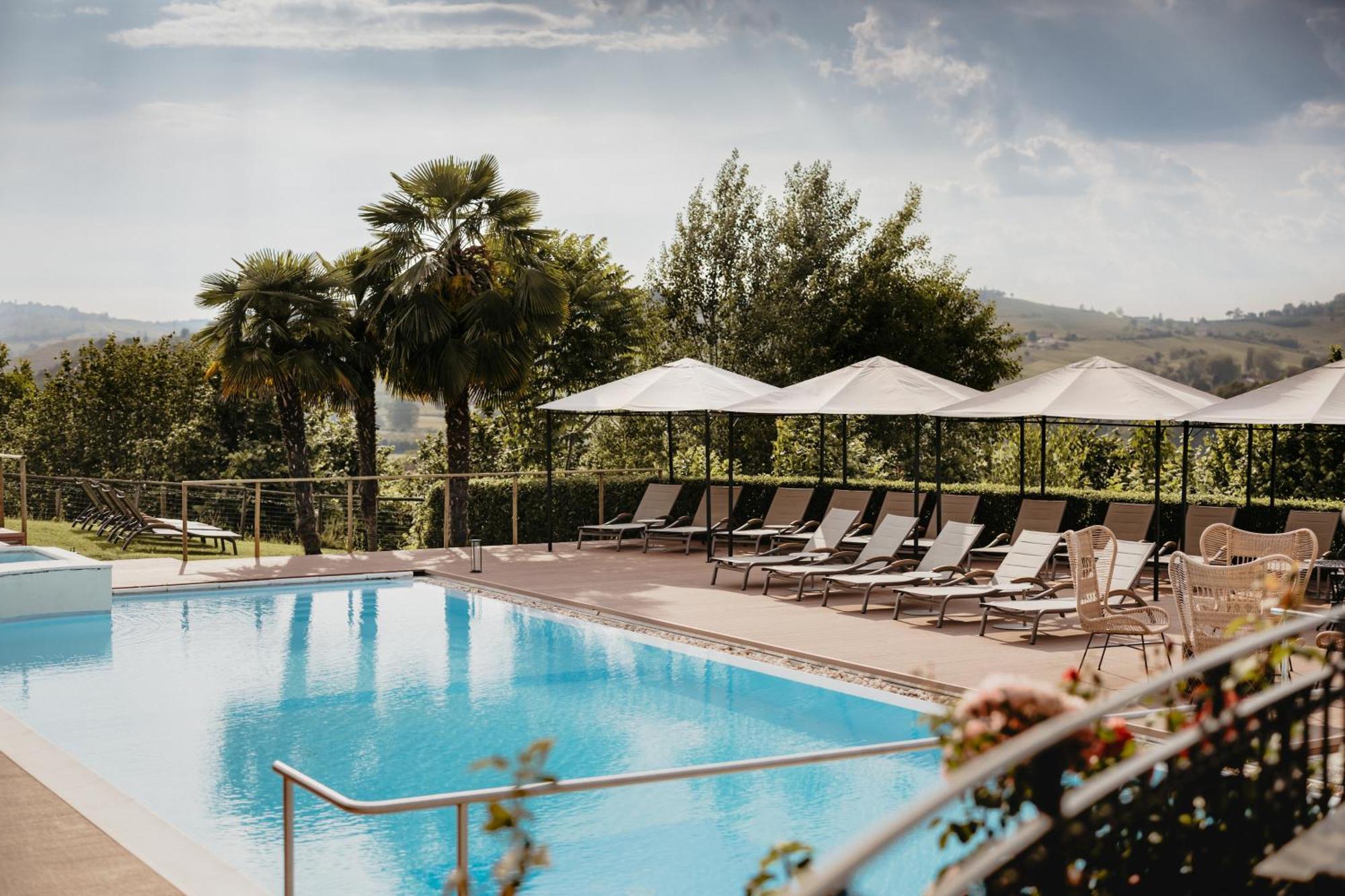 Relais Almaranto Hotell Calamandrana Exteriör bild